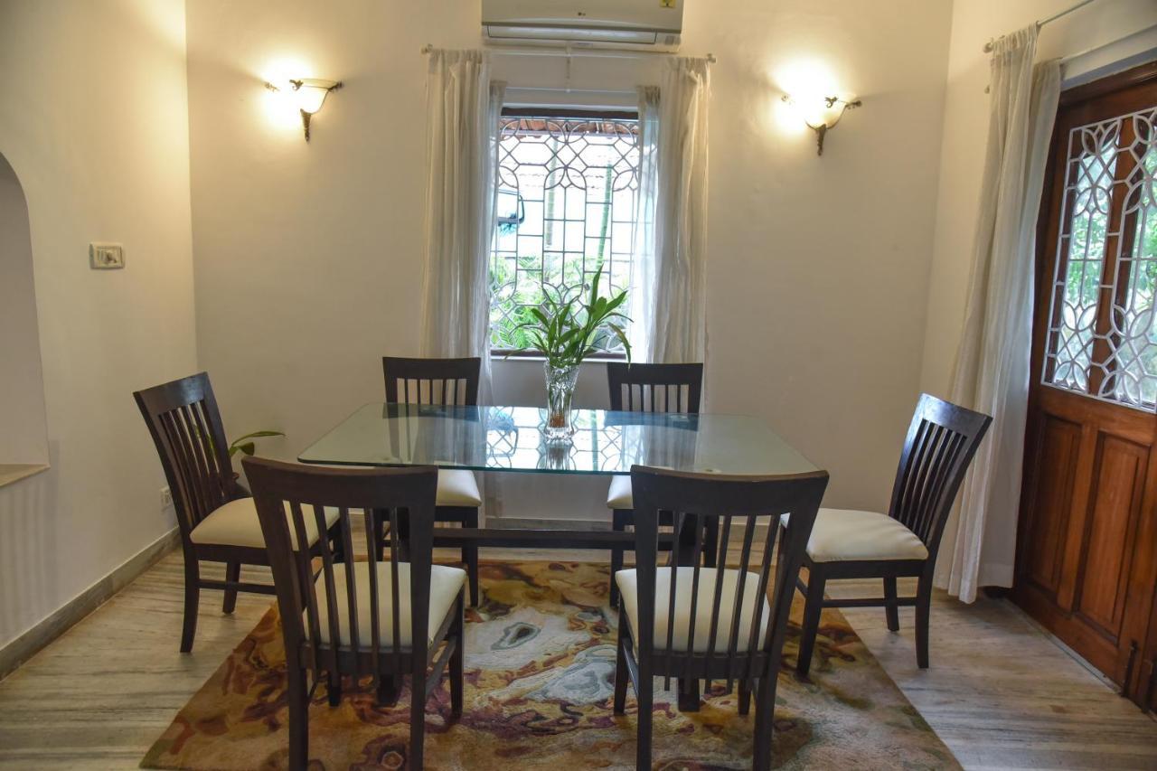 Villa Samaara3 Condolim Goa 500Mts From Beach カンドリム エクステリア 写真