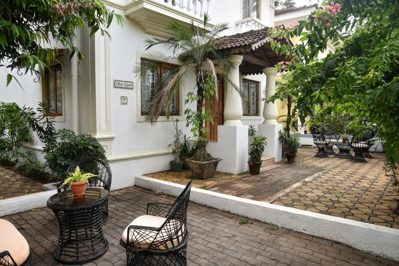 Villa Samaara3 Condolim Goa 500Mts From Beach カンドリム エクステリア 写真