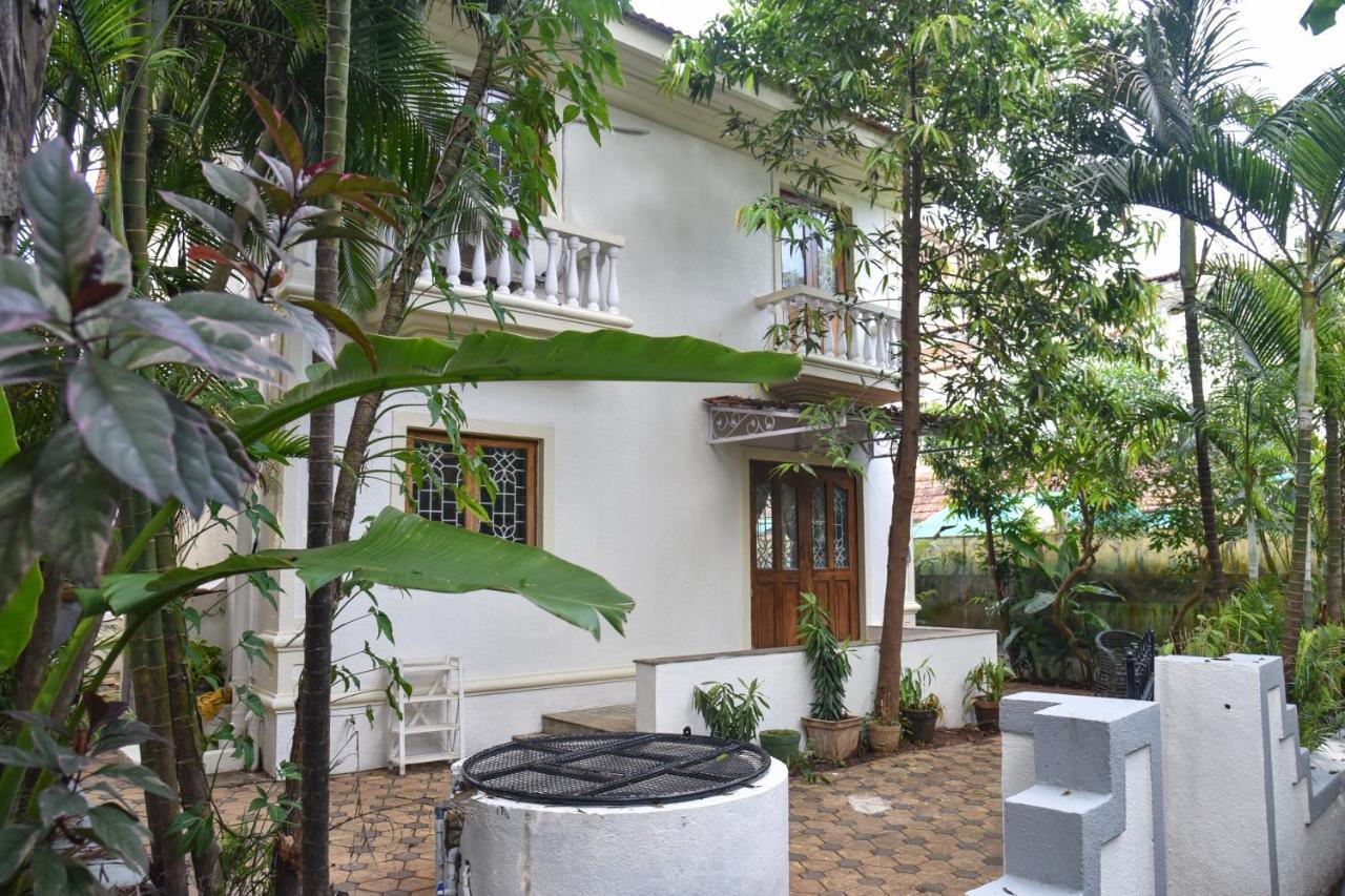Villa Samaara3 Condolim Goa 500Mts From Beach カンドリム エクステリア 写真
